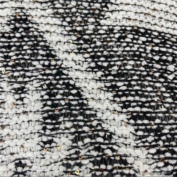 Chain & Sequins Grey & White Sweater  Size Med - Picture 7 of 8